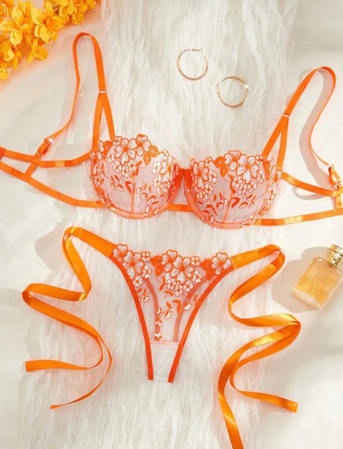 Orange Sky Lace-up