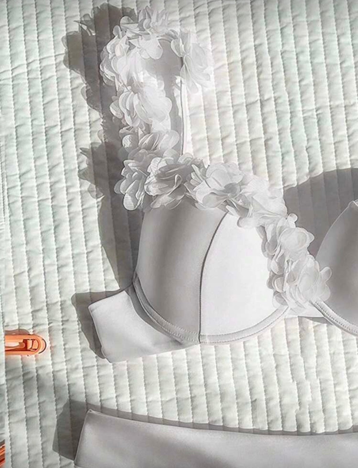 Flower V-neck bikini