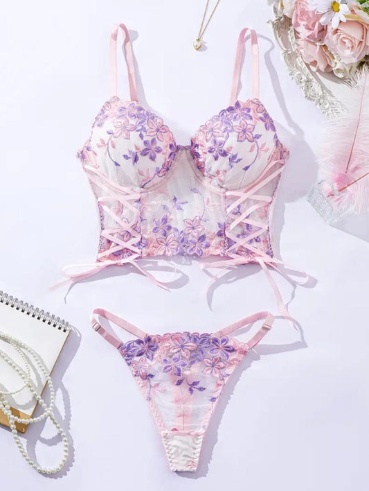 Set with Lace Top