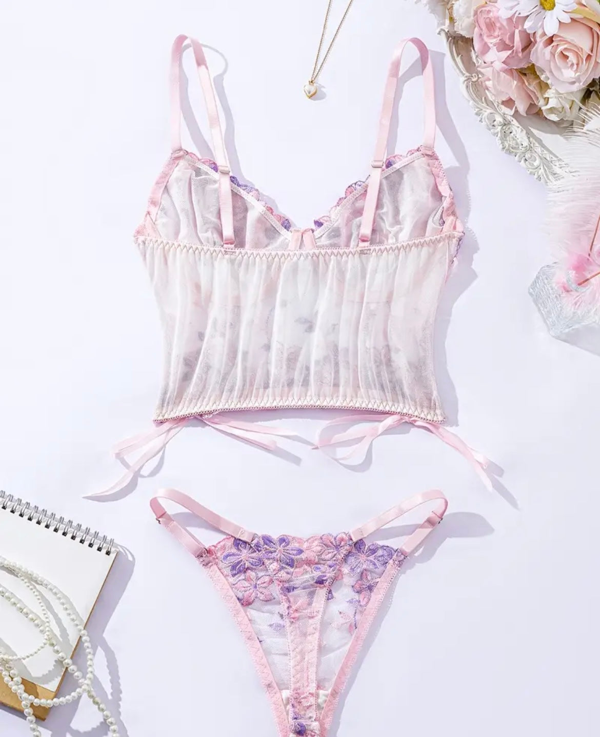 Set with Lace Top
